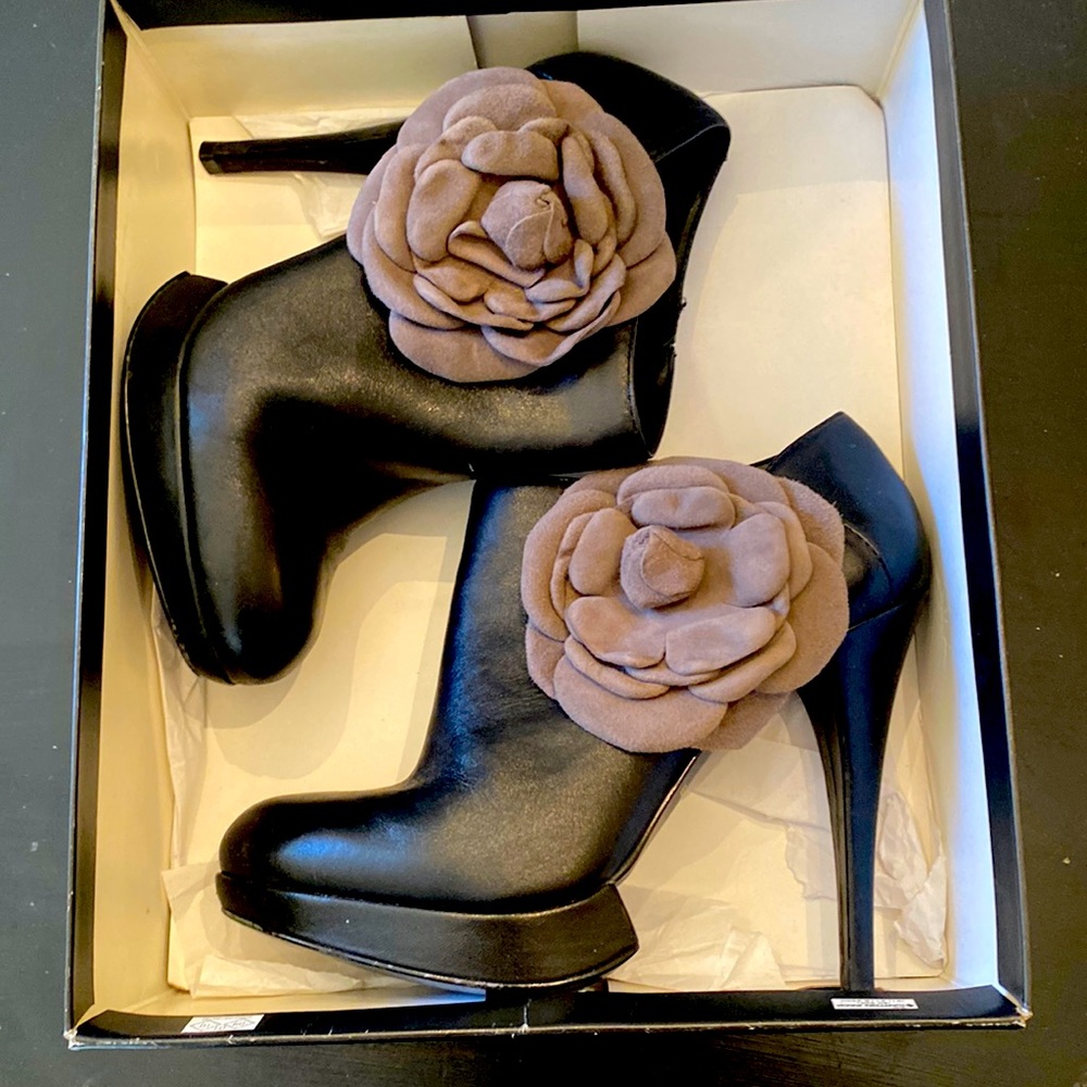 Kelsi Dagger platform Booties